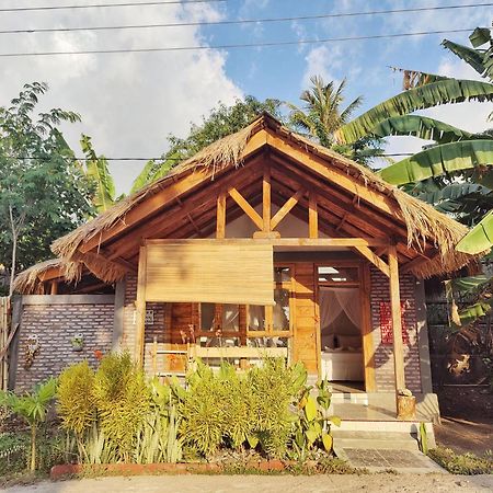Cassabonelly Hotel Maumere Kamer foto